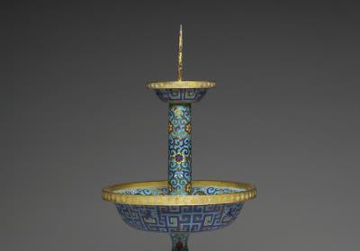 图片[2]-Candle stand from the set of five altar pieces with plum-blossom decoration in cloisonne enamels, Qing dynasty, Qianlong reign (1736-1795)-China Archive